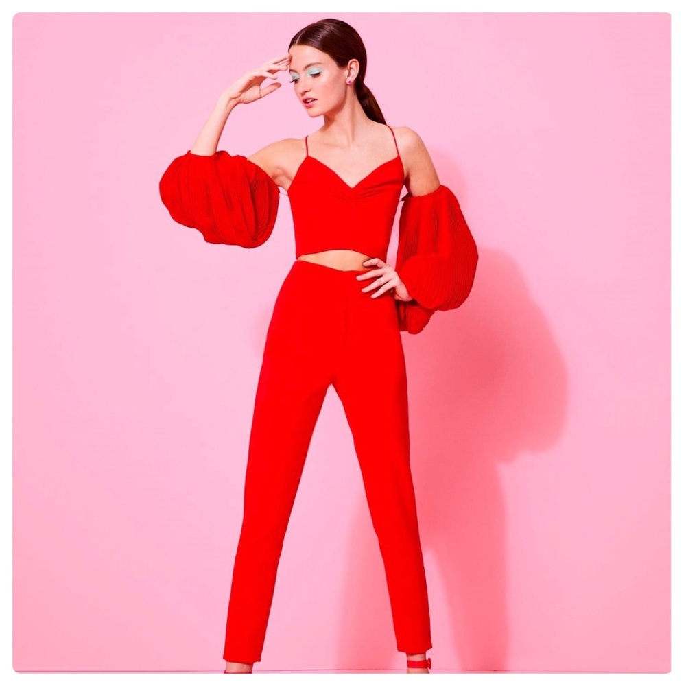 ALICE + OLIVIA Set ( Crop Top + Crop Pant)